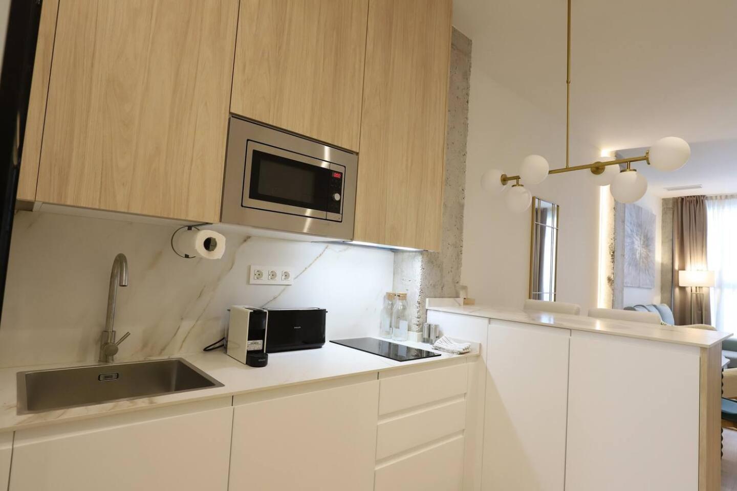 Apartamentos Orilla Del Bernabeu Мадрид Экстерьер фото