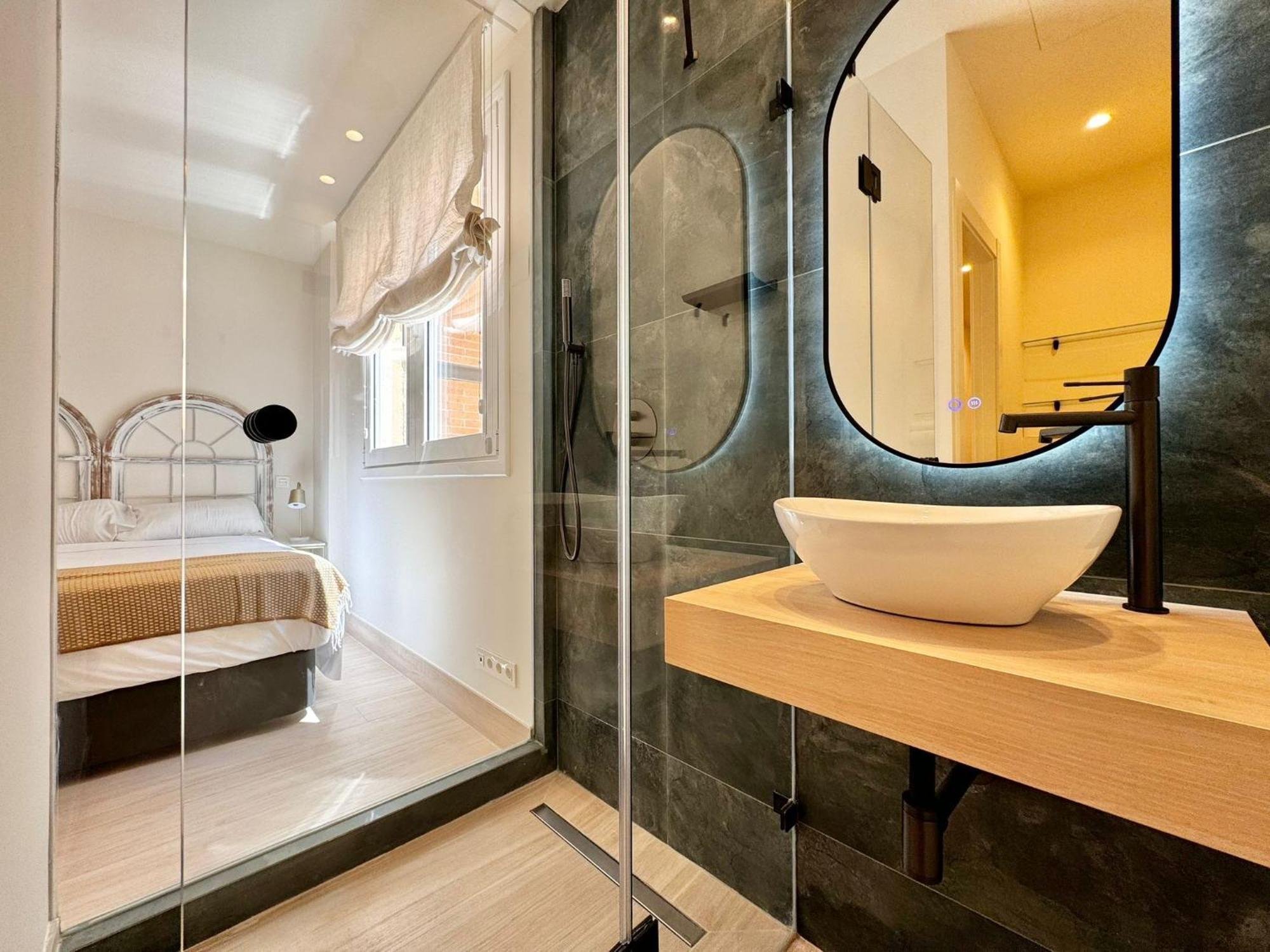 Apartamentos Orilla Del Bernabeu Мадрид Экстерьер фото