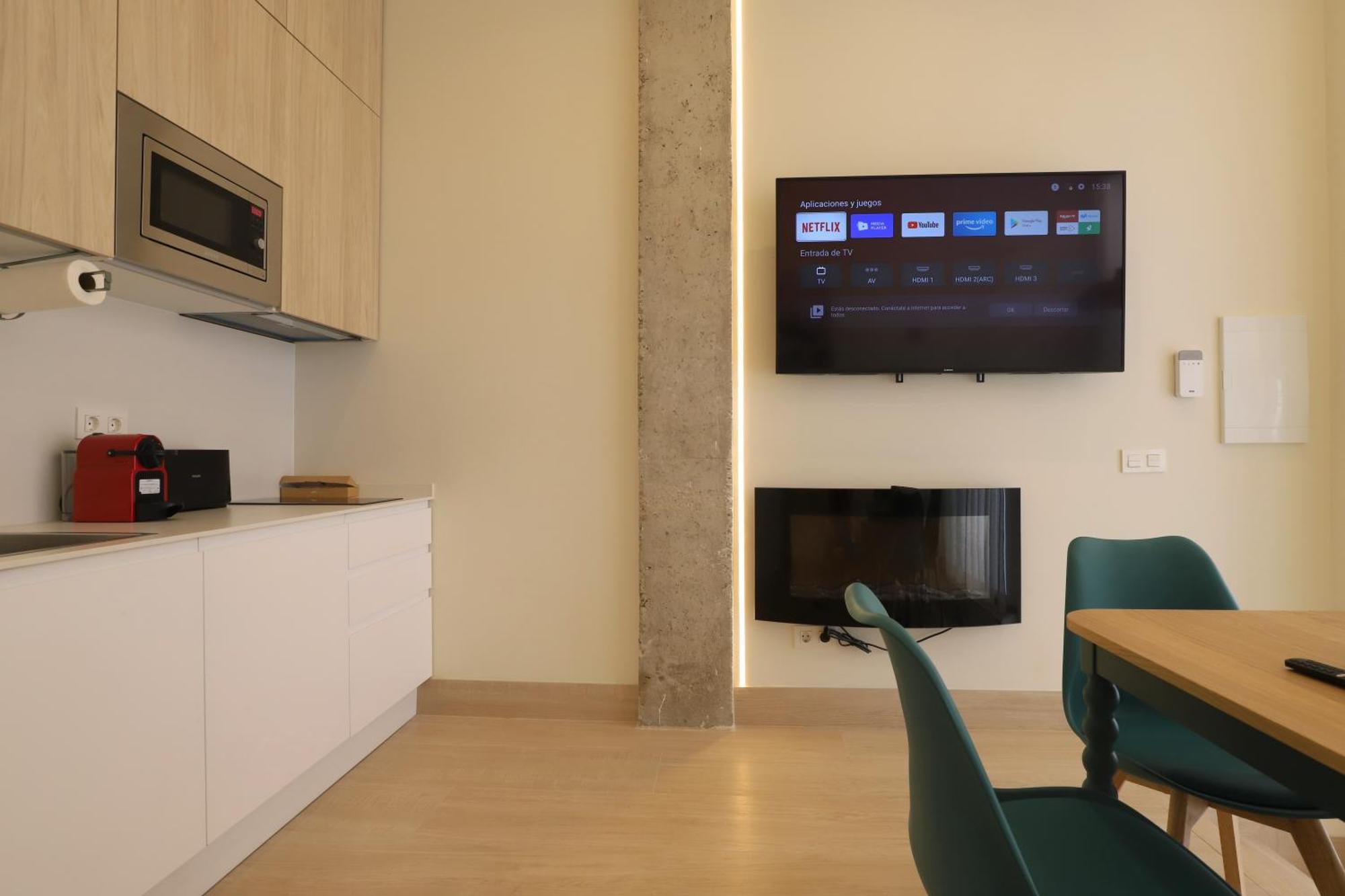 Apartamentos Orilla Del Bernabeu Мадрид Экстерьер фото
